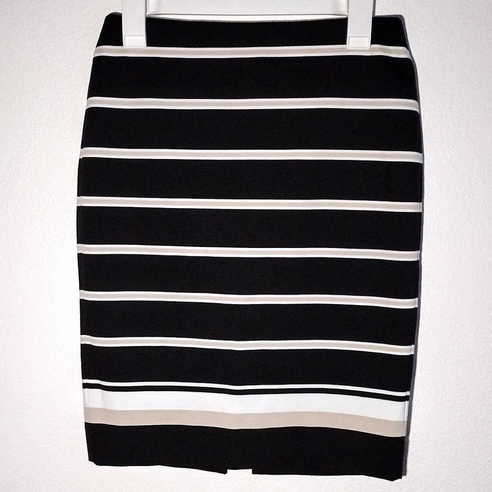 White House Black Market Women's Size 4 White Beige Striped Pencil Skirt